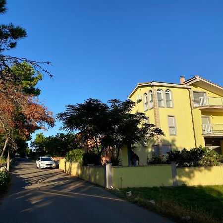 Villa Mena Вир Екстериор снимка